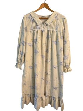 Women’s Vintage Prairie Core Flannel Floral Nightgown Size M yellow & lavender